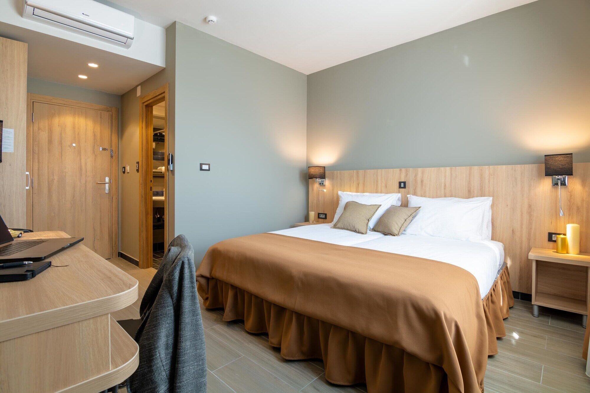 Hotel Resurs Podgorica Eksteriør billede