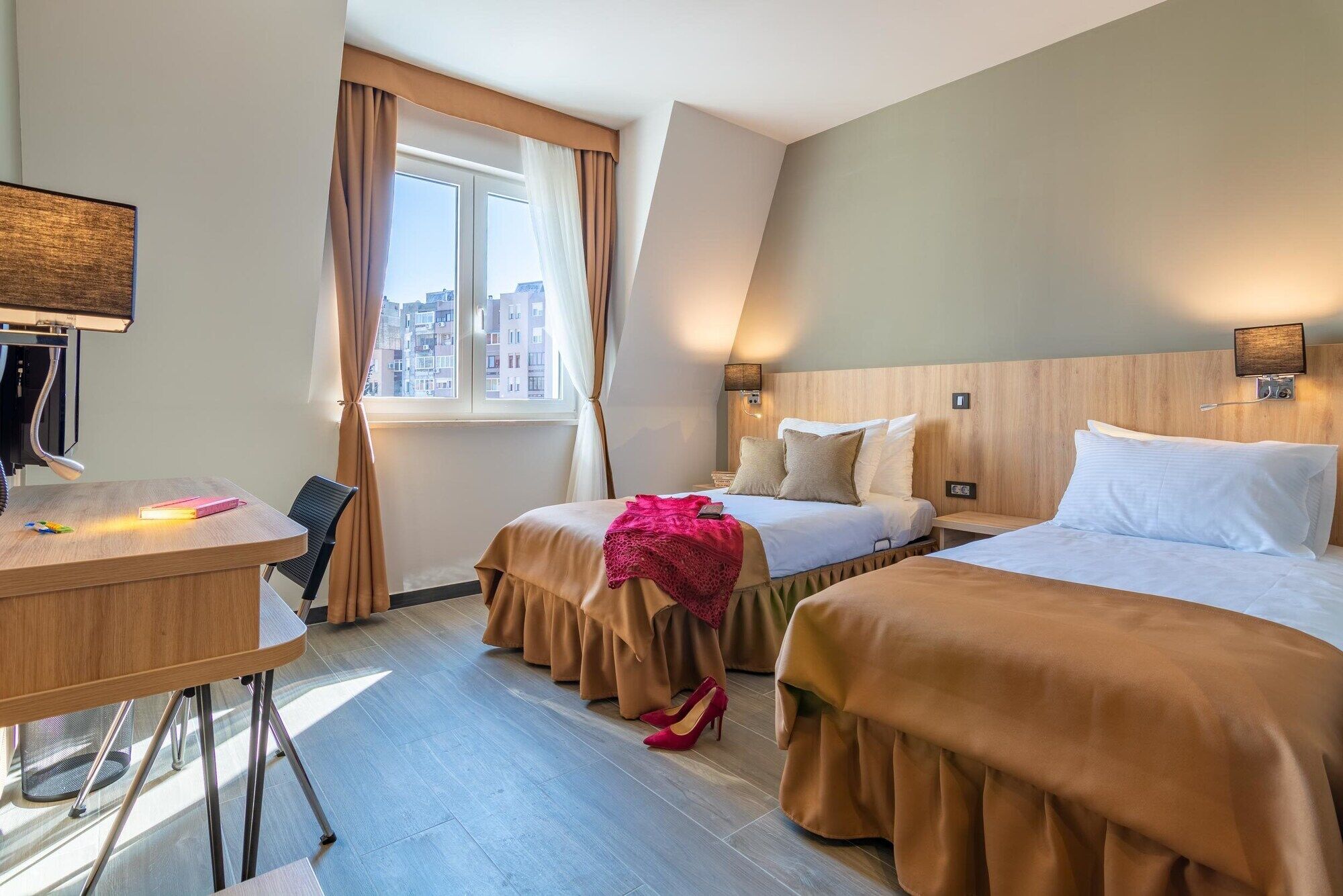 Hotel Resurs Podgorica Eksteriør billede