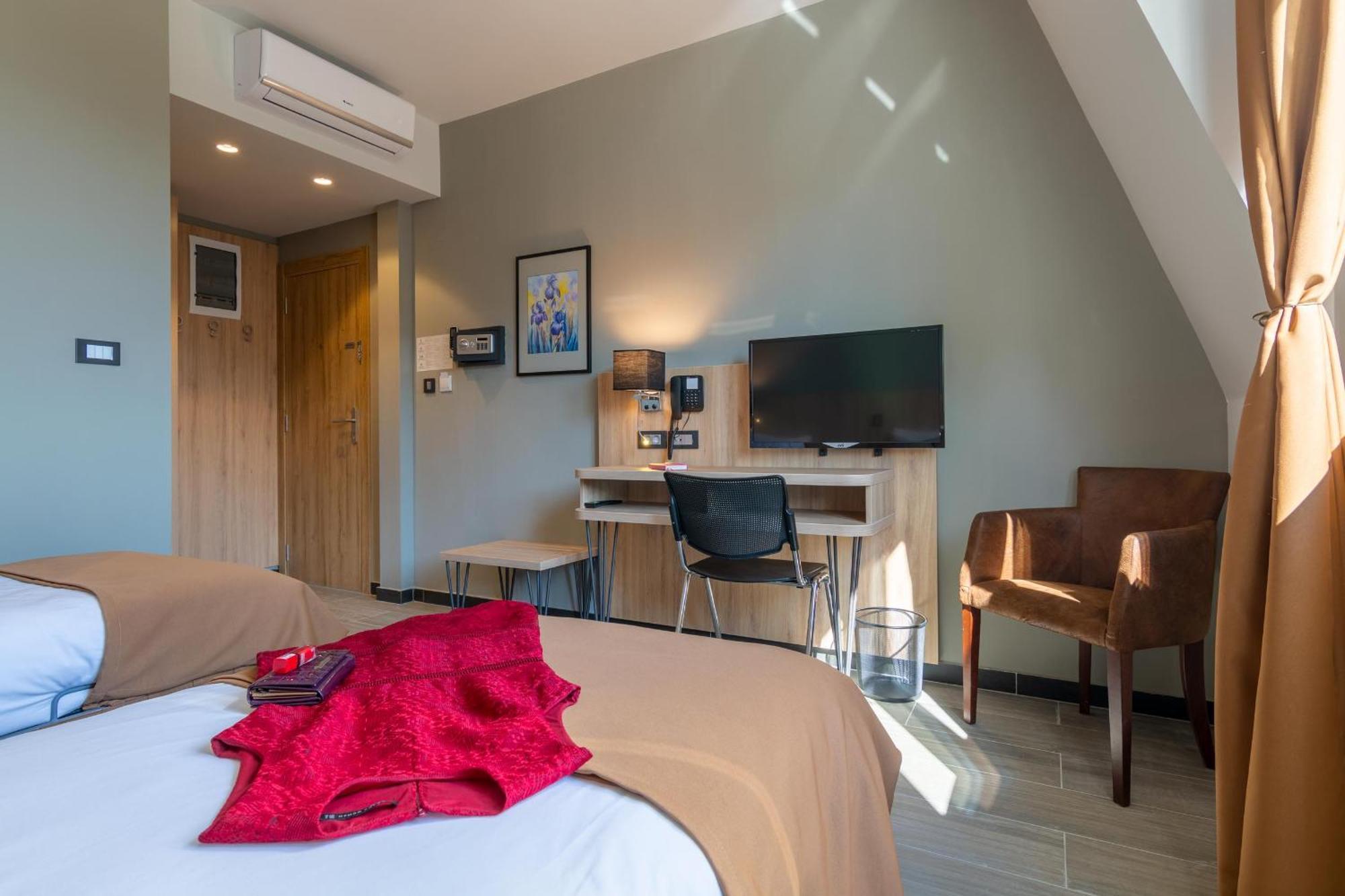 Hotel Resurs Podgorica Eksteriør billede